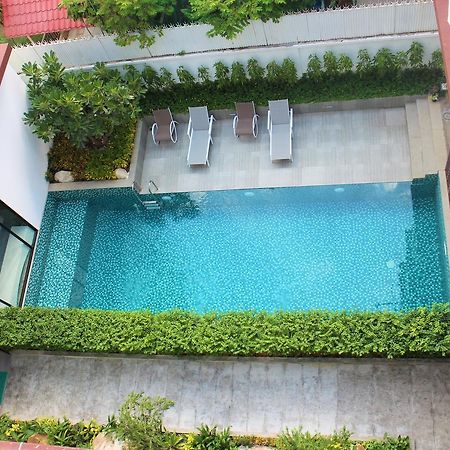 De Ninth Boutique Hotel & Spa Phnom Penh Exterior foto