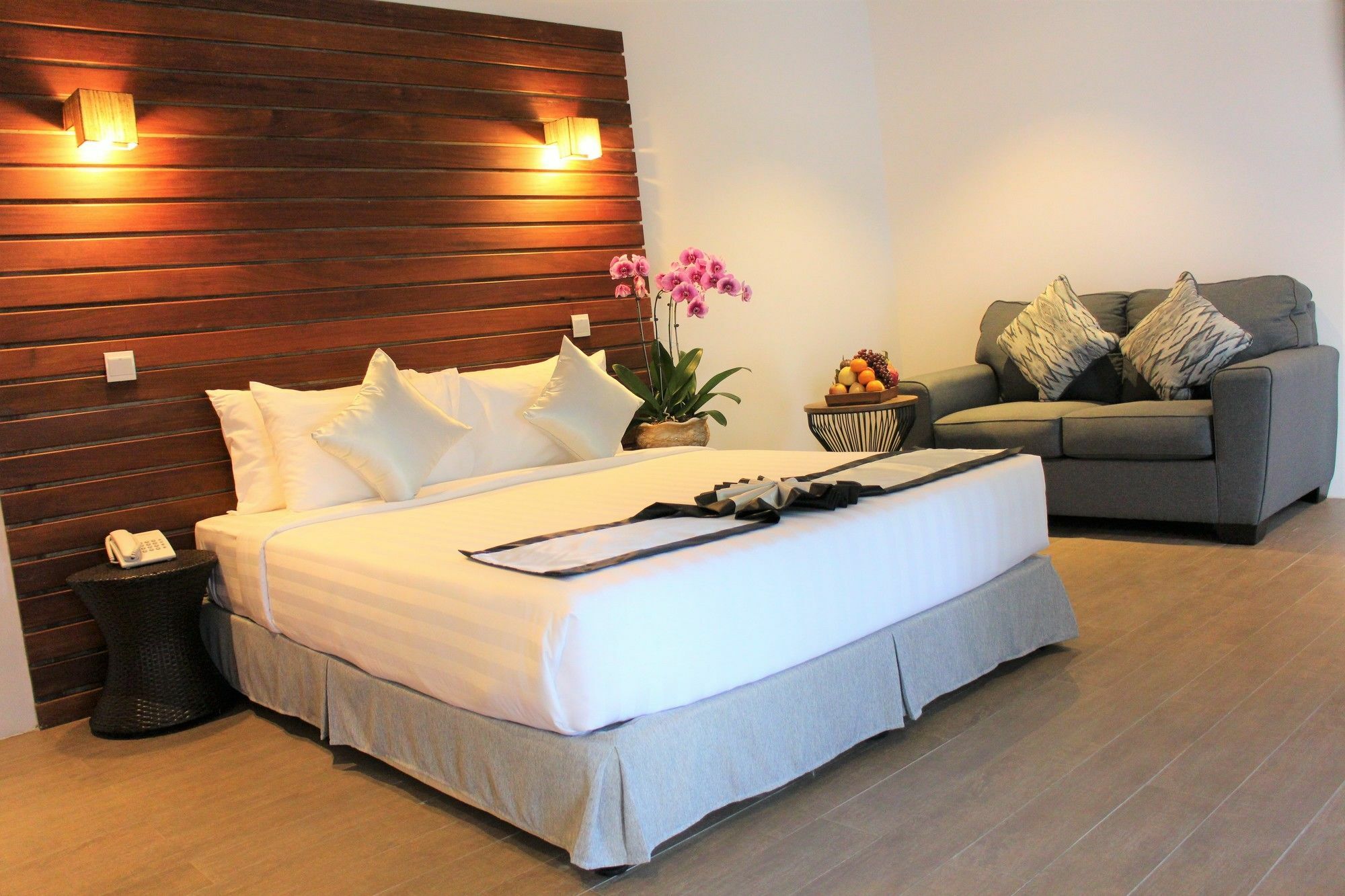 De Ninth Boutique Hotel & Spa Phnom Penh Exterior foto